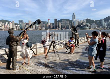 Hong Kong - 28 giugno 2014: Scultura su Avenue of Stars a Hong Kong. Foto Stock