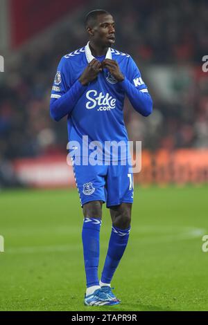 Nottingham, Regno Unito. 2 dicembre 2023. Abdoulaye Doucouré #16 dell'Everton durante la partita di Premier League Nottingham Forest vs Everton al City Ground, Nottingham, Regno Unito, 2 dicembre 2023 (foto di Gareth Evans/News Images) a Nottingham, Regno Unito il 12/2/2023. (Foto di Gareth Evans/News Images/Sipa USA) credito: SIPA USA/Alamy Live News Foto Stock