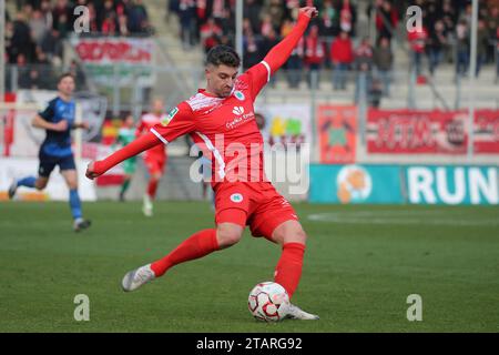 Oberhausen, Deutschland. 2 dicembre 2023. Oberhausen, Deutschland 02. Dezember 2023: Regionalliga West - 2023/2024 - RW Oberhausen vs. SC Wiedenbrück IM Bild: Moritz Stoppelkamp (RW Oberhausen) credito: dpa/Alamy Live News Foto Stock