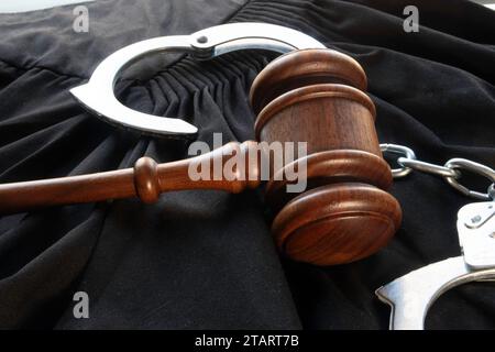 STILL Life of the Concept giustizia penale, 2023, Stati Uniti Foto Stock