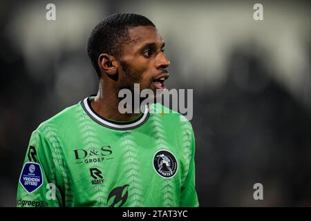 Almelo, Paesi Bassi. 2 dicembre 2023. ALMELO, PAESI BASSI - 2 DICEMBRE: Said Bakari di Sparta Rotterdam guarda al match olandese Eredivisie tra Heracles Almelo e Sparta Rotterdam all'Erve Asito il 2 dicembre 2023 ad Almelo, Paesi Bassi (foto di Rene Nijhuis/Orange Pictures) credito: Orange Pics BV/Alamy Live News Foto Stock