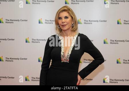 Washington, Stati Uniti. 2 dicembre 2023. Christine Baranski arriva per la cerimonia Medallion in onore dei destinatari del 46th Annual Kennedy Center Honors presso il Dipartimento di Stato di Washington, DC sabato 2 dicembre 2023. I 2023 onorati sono: L'attore e comico Billy Crystal; l'acclamato soprano Renee Fleming; il cantautore britannico produttore e membro dei Bee Gees, Barry Gibb; il rapper, cantante e attrice Queen Latifah; e la cantante Dionne Warwick.Credit: Ron Sachs/Pool via CNP Credit: Abaca Press/Alamy Live News Foto Stock