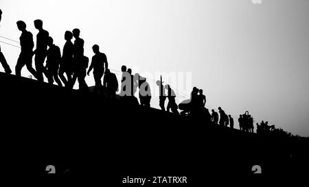 Bishwa Ijtema Journey by the Train, questa immagine è stata catturata il 19 febbraio 2019 da Tonggi, Bangladesh Foto Stock