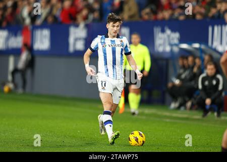 Pamplona, Spagna. 2 dicembre 2023. Kieran Tierney (Sociedad) calcio/calcio: Spagnolo "la Liga EA Sports" partita tra CA Osasuna 1-1 Real Sociedad all'Estadio El Sadar di Pamplona, Spagna. Crediti: Mutsu Kawamori/AFLO/Alamy Live News Foto Stock