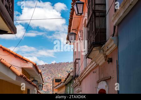 Paesaggio urbano di architettura coloniale a la Paz, Bolivia. Foto Stock