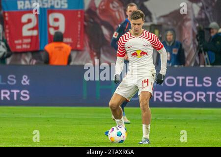 Lipsia, Deutschland 02. Dicembre 2023: 1.BL - 2023/2024 - RB Leipzig vs. 1.FC Heidenheim IM Bild: Christoph Baumgartner (Lipsia) /// le normative DFL vietano qualsiasi uso di fotografie come sequenze di immagini e/o quasi-video. /// Foto Stock