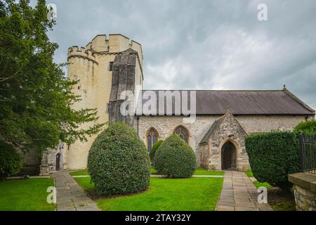 Vedute intorno al mercato gallese della città di Cowbridge nella vale of Glamorgan, Galles, Regno Unito Foto Stock