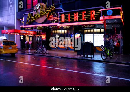 Cena serale a Times Square, New York Foto Stock