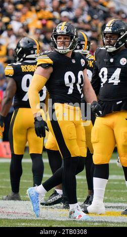 Pittsburgh, Pennsylvania, USA. 3 dicembre 2023. 3 dicembre 2023: T.J. Watt n. 90 durante la partita tra Pittsburgh Steelers e Arizona Cardinals a Pittsburgh, Pennsylvania, all'Acrisure Stadium. Brook Ward/AMG (immagine di credito: © AMG/AMG via ZUMA Press Wire) SOLO USO EDITORIALE! Non per USO commerciale! Foto Stock