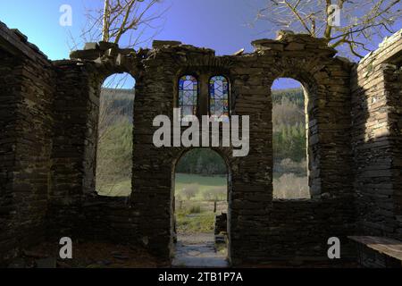 Resti della cappella a Cwm Ratgoed (Ratgoed Valley) Gwynedd Wales UK Foto Stock