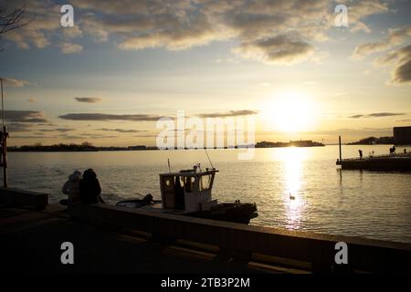 Condividere il tramonto Foto Stock