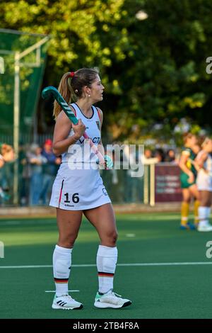 La Germania Ladies Hockey affronta il Sud Africa Ladies Hockey in una serie di test a due partite, preparandosi per le Olimpiadi di Parigi del 2024 Foto Stock