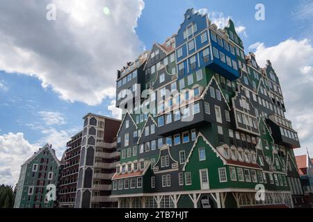 Famosi edifici tradizionali a Zaandam, Nethelands Foto Stock