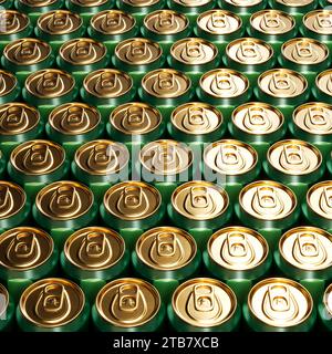 Una visione dettagliata e ampia delle lattine di bevande dorate allineate uniformemente, che mostrano un motivo senza cuciture e sorprendente che simboleggia la produzione industriale Foto Stock