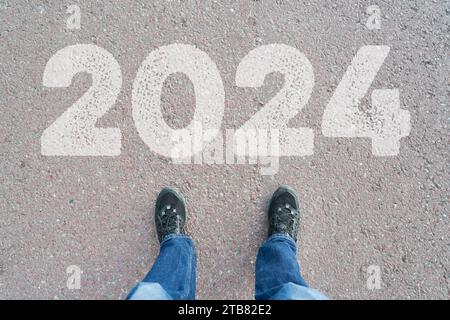 L'anno 2024 è stato scritto come concetto di cambiamento della risoluzione di Capodanno Foto Stock