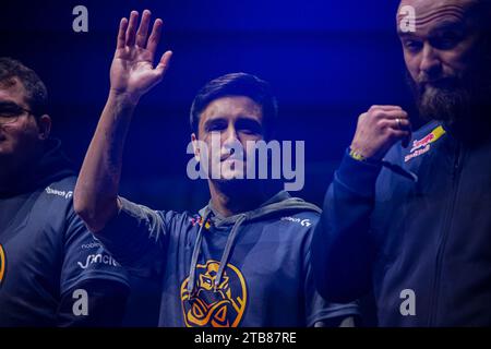 ESPOO, FINLANDIA - 2 DICEMBRE: Alvaro 'SunPayus' Garcia di ENCE che salutava durante Elisa Masters Espoo 2023 - giorno 4 alla Metro Areena il 2 dicembre 2023 a Espoo, Finlandia. (Foto di Gabriel Calvino Alonso/Orange Pictures) Foto Stock