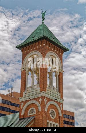 Charles Nichols e Frederick Brown hanno progettato Albany Landmark St Chiesa cattolica romana di Maria, costruita nel 1869 al 10 Lodge Street. Foto Stock