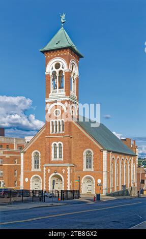 Charles Nichols e Frederick Brown hanno progettato Albany Landmark St Chiesa cattolica romana di Maria, costruita nel 1869 al 10 Lodge Street. Foto Stock