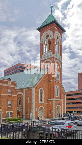 Charles Nichols e Frederick Brown hanno progettato Albany Landmark St Chiesa cattolica romana di Maria, costruita nel 1869 al 10 Lodge Street. Foto Stock