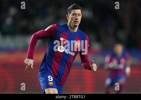 Barcellona, Spagna. 3 dicembre 2023. Robert Lewandowski del FC Barcelona durante la partita di la Liga EA Sports tra FC Barcelona e Atletico de Madrid giocata al Lluis Companys Stadium il 3 dicembre 2023 a Barcellona, in Spagna. (Foto di Bagu Blanco/PRESSINPHOTO) crediti: PRESSINPHOTO SPORTS AGENCY/Alamy Live News Foto Stock