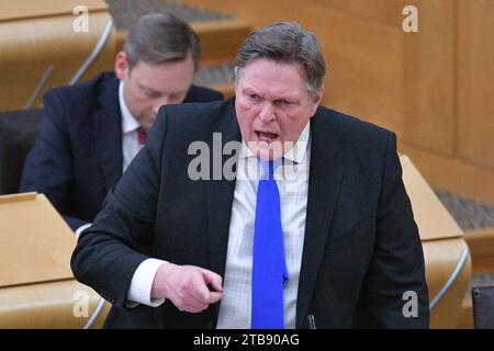 Edinburgh Scotland, UK 05 dicembre 2023. Stephen Kerr MSP al Parlamento scozzese. credit sst/alamy live news Foto Stock