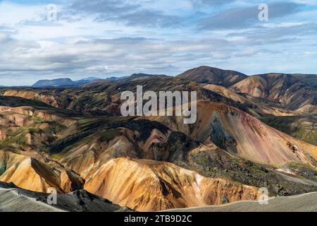spectacular overview of Landmannalaugar in the highlands of Iceland Foto Stock