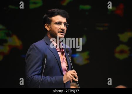 Il cricket è diventato industriale Sourav Ganguly rivolgendosi alla funzione inaugurale della 29a edizione del Kolkata International Film Festival (KIFF 29), organizzato dal Dipartimento per gli affari culturali e dell'informazione del governo del Bengala Occidentale, che si terrà tra il 5 e il 12 dicembre 2023 a Calcutta, la capitale culturale dello Stato del Bengala Occidentale. Questo festival è accreditato dalla International Federation of Film Producers' Association o FIAPF. (Foto di Biswarup Ganguly/Pacific Press) Foto Stock