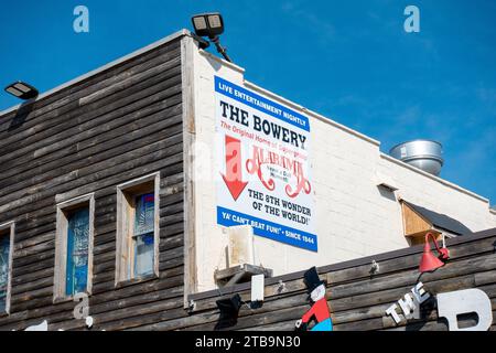 Il famoso Bowery Live Music Venue Bar a Myrtle Beach, South Carolina, Stati Uniti, sede della Country Rock Band Alabama Foto Stock