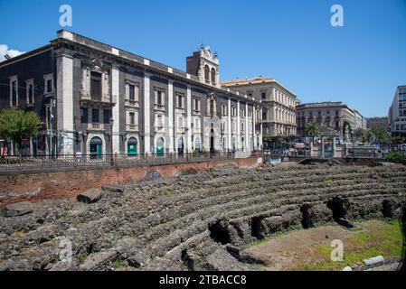 Rovine di anfiteatro a Catania, Sicilia, Italia Foto Stock