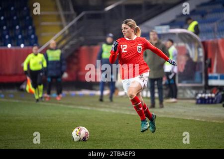 St Polten, Austria. 5 dicembre 2023. CAMPBELL (AUT) alla partita di calcio Austria - Norvegia UEFA Women's Nations League 2023/2024 nella Niederoesterreich-/NV-Arena di St. Poelten. Credito: Andreas Stroh/Alamy Live News Foto Stock