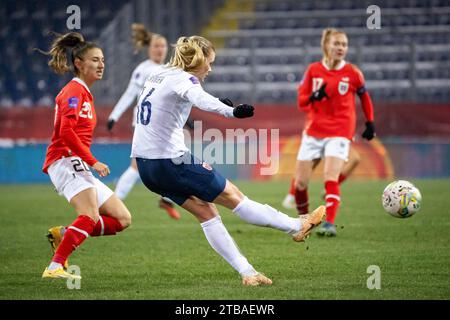 St Polten, Austria. 5 dicembre 2023. HARVIKEN (NOR) alla partita di calcio Austria - Norvegia UEFA Women's Nations League 2023/2024 nella Niederoesterreich-/NV-Arena di St. Poelten. Credito: Andreas Stroh/Alamy Live News Foto Stock