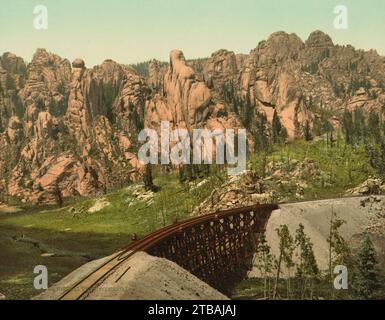 Gold Camp Road, Colorado Springs and Cripple Creek District Railway, Cathedral Park, Garden of the Gods, Colorado Springs, Colorado 1901. Foto Stock