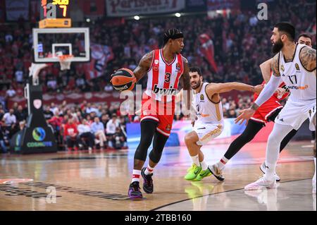 Pireo, Lombardia, Grecia. 5 dicembre 2023. 3 ISAIAH CANAAN dell'Olympiakos Pireo durante l'Eurolega, Round 12, partita tra Olympiakos Pireo e Real Madrid allo stadio Peace and Friendship il 5 dicembre 2023, al Pireo, in Grecia. (Immagine di credito: © Stefanos Kyriazis/ZUMA Press Wire) SOLO USO EDITORIALE! Non per USO commerciale! Foto Stock