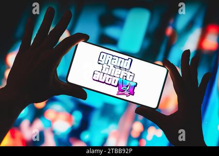 Brasile. 14 novembre 2023. In questa immagine, il logo Grand Theft Auto vi (GTA 6) viene visualizzato sullo schermo dello smartphone. (Immagine di credito: © Rafael Henrique/SOPA Images via ZUMA Press Wire) SOLO USO EDITORIALE! Non per USO commerciale! Foto Stock