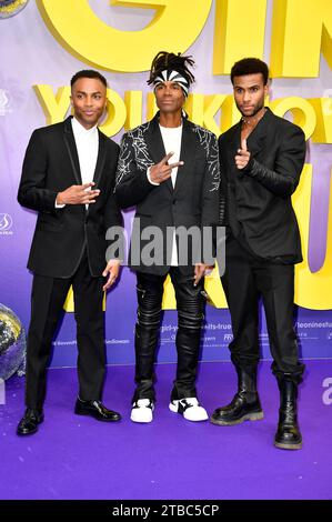 Elan Ben Ali, Fabrice Morvan und Tijan Njie bei der Premiere des Kinofilms "Girl you know it's true" im Zoo Palast. Berlino, 05.12.2023 Foto Stock