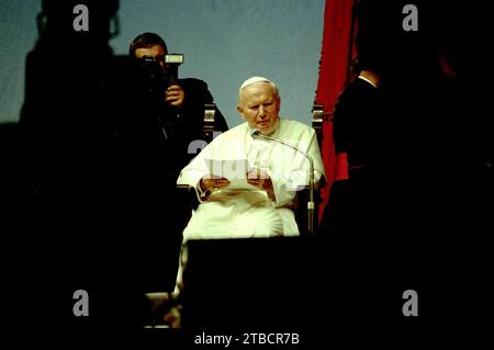 Bologna Italia 1997-09-28 : Giovanni Paolo II, Karol Wojtyla al 23° Congresso Eucaristico Nazionale Foto Stock