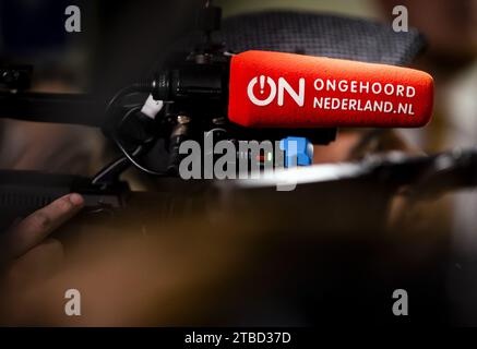 L'Aia, Paesi Bassi. 6 dicembre 2023. THE HAGUE - Un cappa pop di Ongehoord Nederland. ANP SEM VAN DER WAL netherlands Out - belgium Out credito: ANP/Alamy Live News Foto Stock