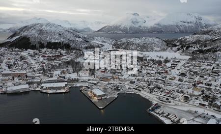 Vista aerea dello Skjervoy innevato. Norvegia. Foto Stock