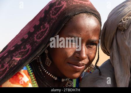 ragazze nomadi in ciad Foto Stock