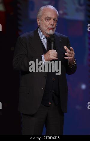 Napoli, Italia. 6 dicembre 2023. Il presidente italiano della SSC Napoli Aurelio De Laurentiis durante la nona edizione dei Gazzetta Sports Awards, la cerimonia di premiazione dedicata alle star dello sport, organizzata dalla Gazzetta dello Sport di Napoli il 6 dicembre 2023 a bordo della MSC Fantasia. Credito: Agenzia fotografica indipendente/Alamy Live News Foto Stock