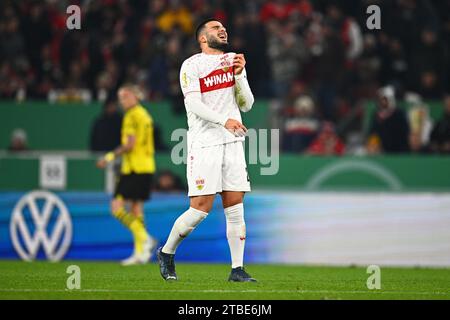 Stoccarda, Germania. 6 dicembre 2023. Calcio: DFB Cup, VfB Stoccarda - Borussia Dortmund, round of 16, MHPArena. Il Deniz Undav di Stoccarda è sconvolto. NOTA IMPORTANTE: In conformità alle norme della DFL German Football League e della DFB German Football Association, è vietato utilizzare o far utilizzare fotografie scattate nello stadio e/o della partita sotto forma di immagini sequenziali e/o di serie di foto simili a video. Credito: Tom Weller/dpa/Alamy Live News Foto Stock