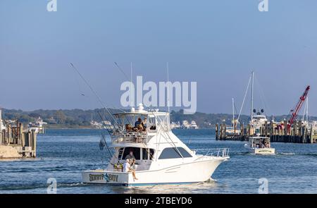 Nave bianca sonny boy dall'oceanport, ny che arriva a montauk Foto Stock