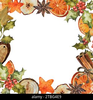 Telaio quadrato con rami holly, arancio secco, spezie. Illustrazione ad acquerello disegnata a mano. Cornice circolare su sfondo bianco per Capodanno e. Foto Stock