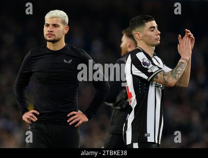 Liverpool, Regno Unito. 7 dicembre 2023. Bruno Guimaraes del Newcastle United e Miguel Almiron del Newcastle United si sono ritirati durante la partita di Premier League a Goodison Park, Liverpool. Il credito fotografico dovrebbe leggere: Andrew Yates/Sportimage Credit: Sportimage Ltd/Alamy Live News Foto Stock