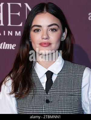 Beverly Hills, Stati Uniti. 7 dicembre 2023. BEVERLY HILLS, LOS ANGELES, CALIFORNIA, USA - DICEMBRE 07: L'attrice e cantante americana Lucy Hale arriva all'Hollywood Reporter's Women in Entertainment Gala 2023 presentato da Lifetime tenutosi al Beverly Hills Hotel il 7 dicembre 2023 a Beverly Hills, Los Angeles, California, Stati Uniti. (Foto di Xavier Collin/Image Press Agency) credito: Image Press Agency/Alamy Live News Foto Stock