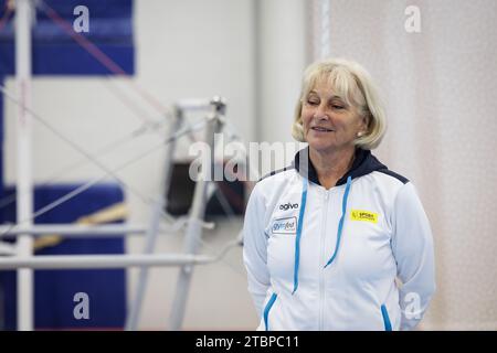 Gent, Belgio. 8 dicembre 2023. Allenatore di ginnastica tedesco Ulla Koch nella foto durante una sessione di allenamento delle ginnaste belghe, a Gent, venerdì 8 dicembre 2023. Recentemente, la federazione ha nominato Koch come nuovo allenatore della squadra di ginnastica belga. BELGA PHOTO KURT DESPLENTER Credit: Belga News Agency/Alamy Live News Foto Stock