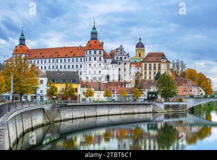 Castello di Neuburg sul Danubio, Baviera, Germania, Europa Foto Stock