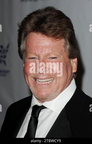 Century City, USA. 19 marzo 2011. 19 marzo 2011 Century City, CA. Ryan o'Neal 25 ° anniversario Genesis Awards tenutosi presso l'Hyatt Regency Century Plaza © Vince Flores/AFF-USA.COM credito: AFF/Alamy Live News Foto Stock