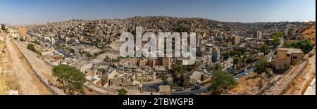 Una foto panoramica di Amman, che mostra l'area sud della città vista dalla Cittadella Foto Stock