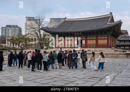 Deoksugung palazzo reale della dinastia Joseon a Seul, Corea del Sud, il 19 novembre 2023 Foto Stock